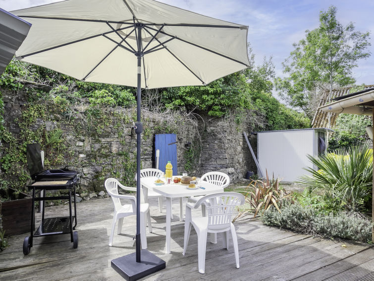 Search and Stay destination Hanvec, Bretagne - France from AU$ 134. Penty breton
