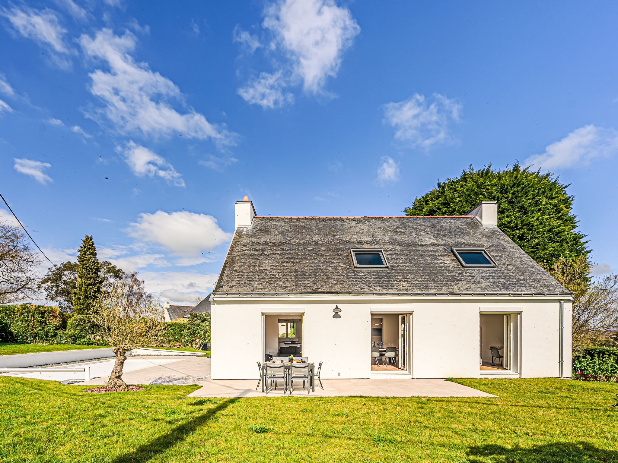 Photo of La Tour Bourgerel avec piscine