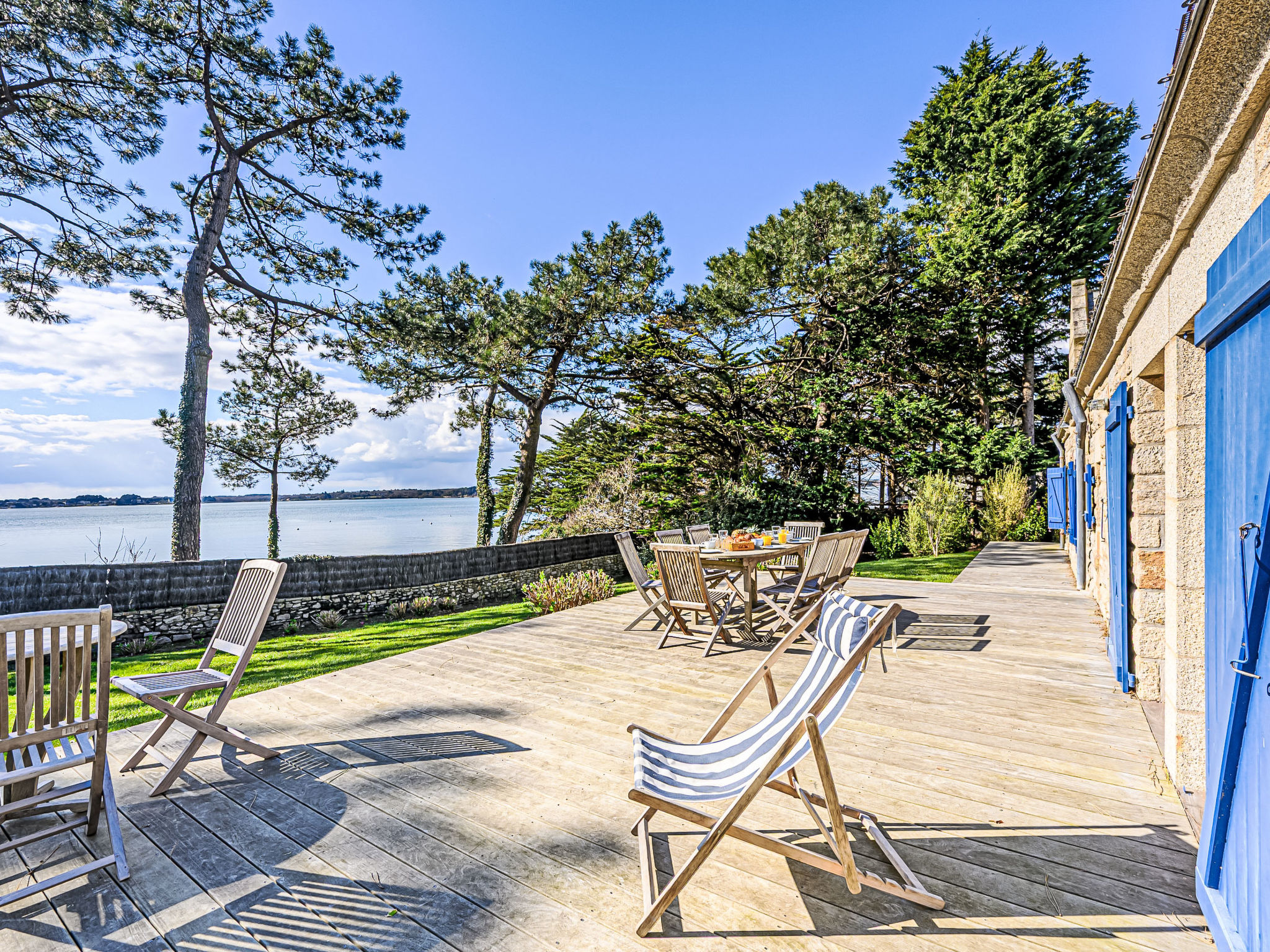 Villa de la Pointe du Blair-Outside