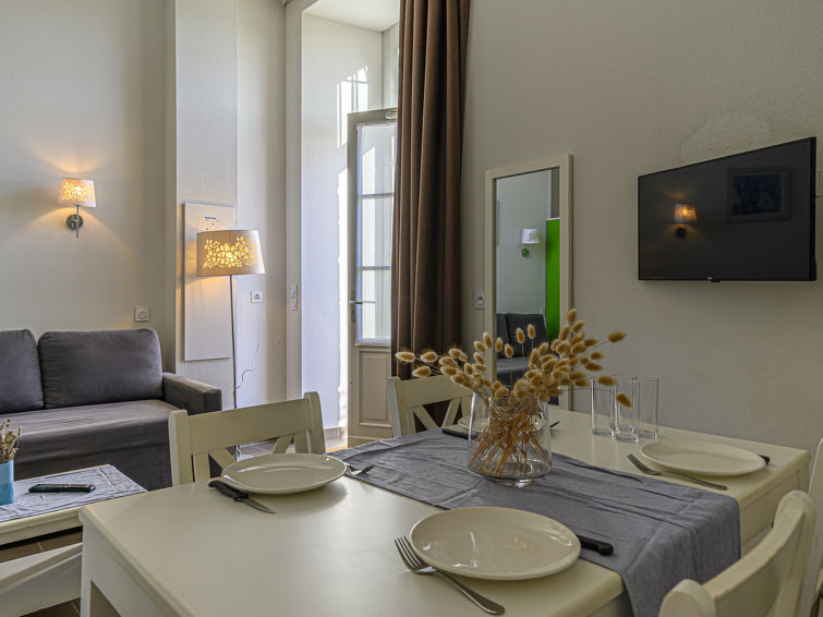 Apartment Château De Kergonano