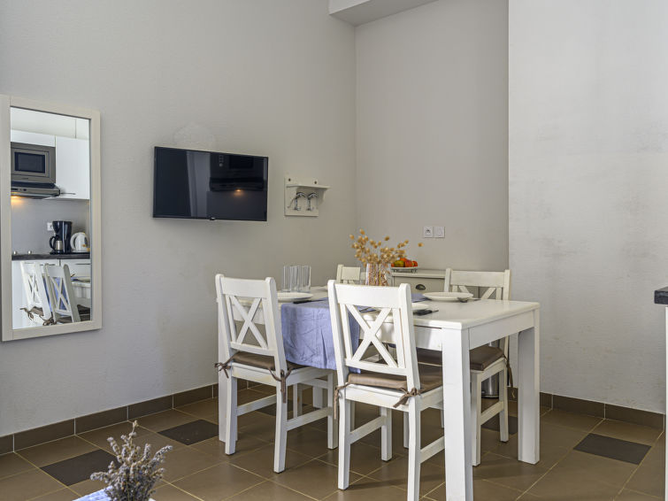 Apartment Château De Kergonano