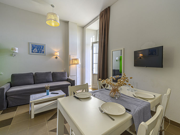 Apartment Château De Kergonano