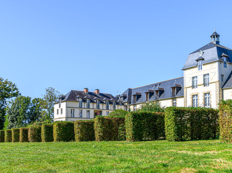 Apartment Château De Kergonano