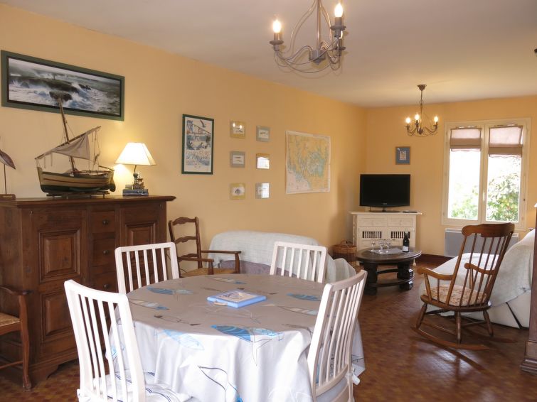Search and Stay destination Arzon, Bretagne - France from AU$ 142. Monteno