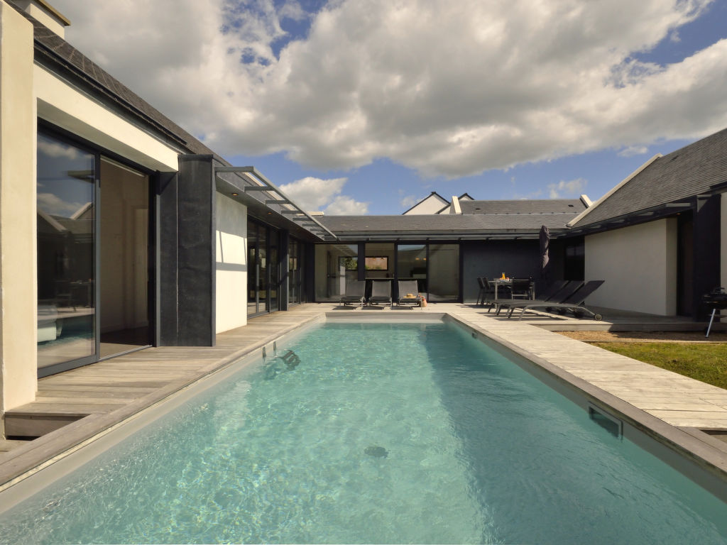 Villa Noalou — Pool Outdoor