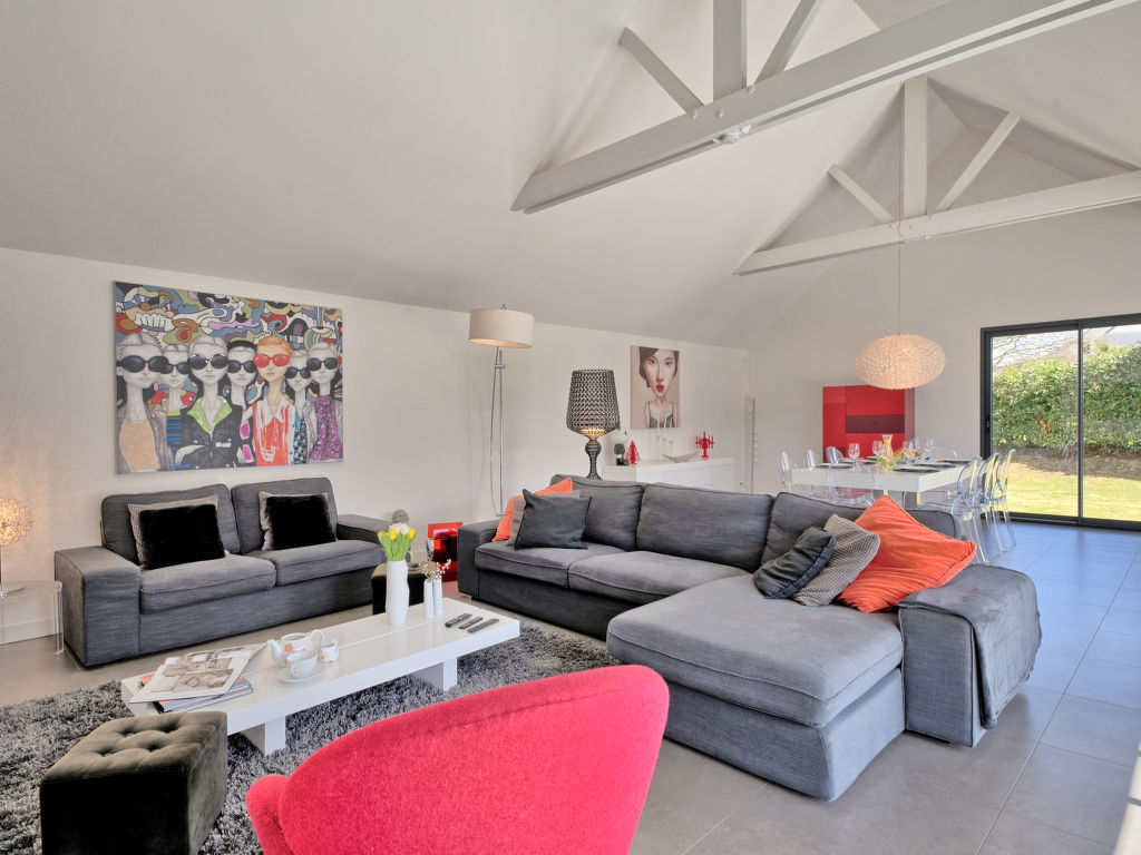 Villa Noalou — Living Room