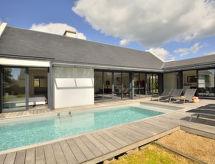 Lomatalo Villa Noalou