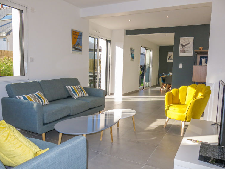Search and Stay destination Arzon, Bretagne - France from AU$ 272. Villa Lanka