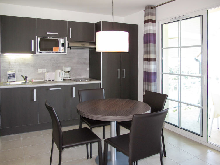 Search and Stay destination Pléneuf-Val-André, Bretagne - France from AU$ 203. Villas du Spa (PFE402)