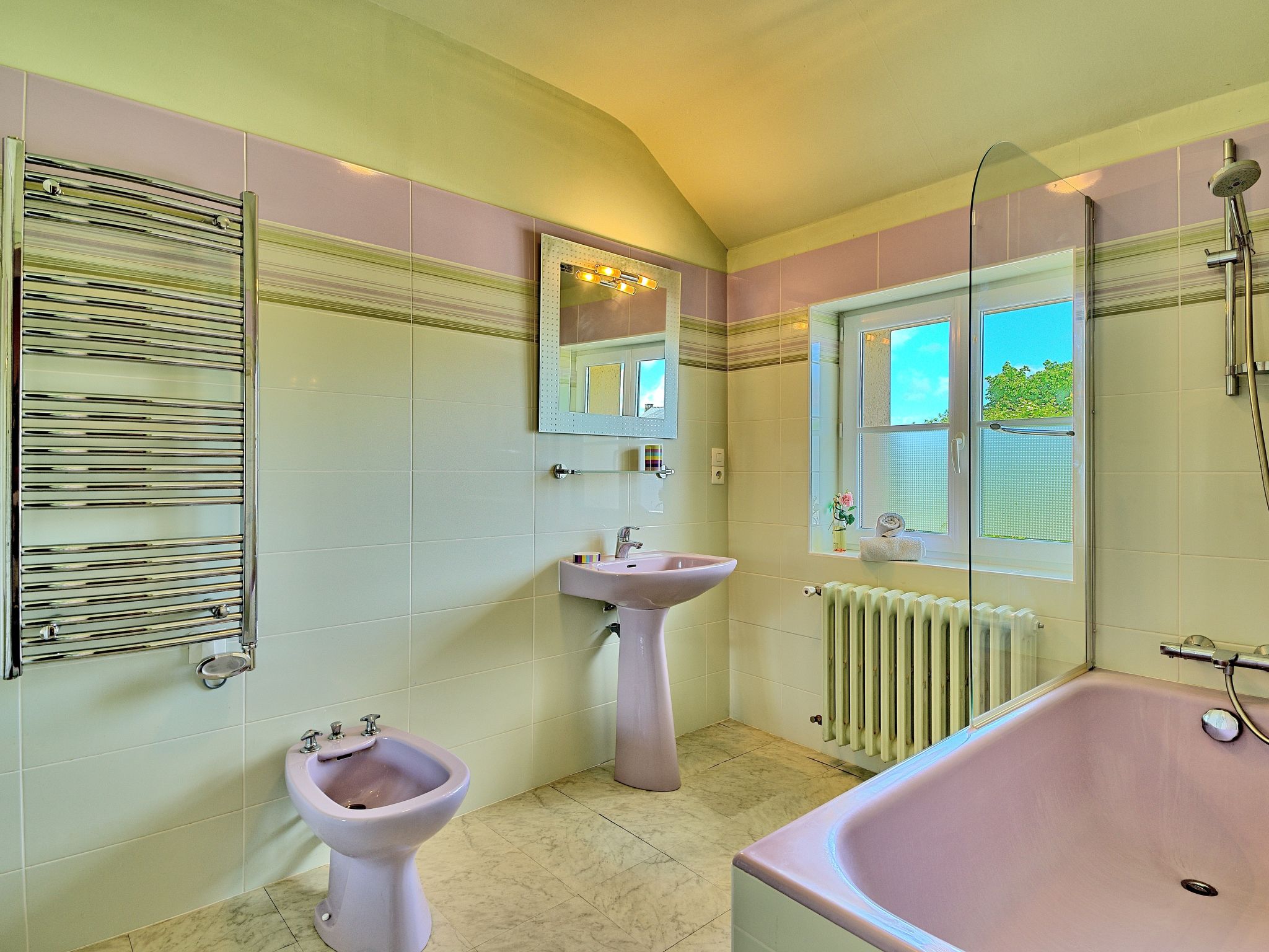 Maison La belle étape – Salle de bains, photo 21 sur 45