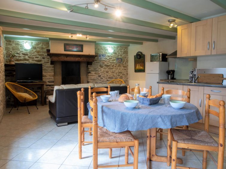 Search and Stay destination Pleurtuit, Bretagne - France from AU$ 199. Ty Coz