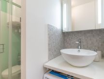 Studio St Vincent: sfeervol verblijf intramuros op 300m van het strand - thumbnail 5
