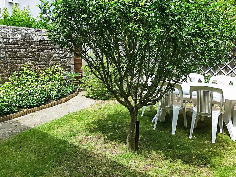 Search and Stay destination Saint-Malo, Bretagne - France from AU$ 276. Pasteur