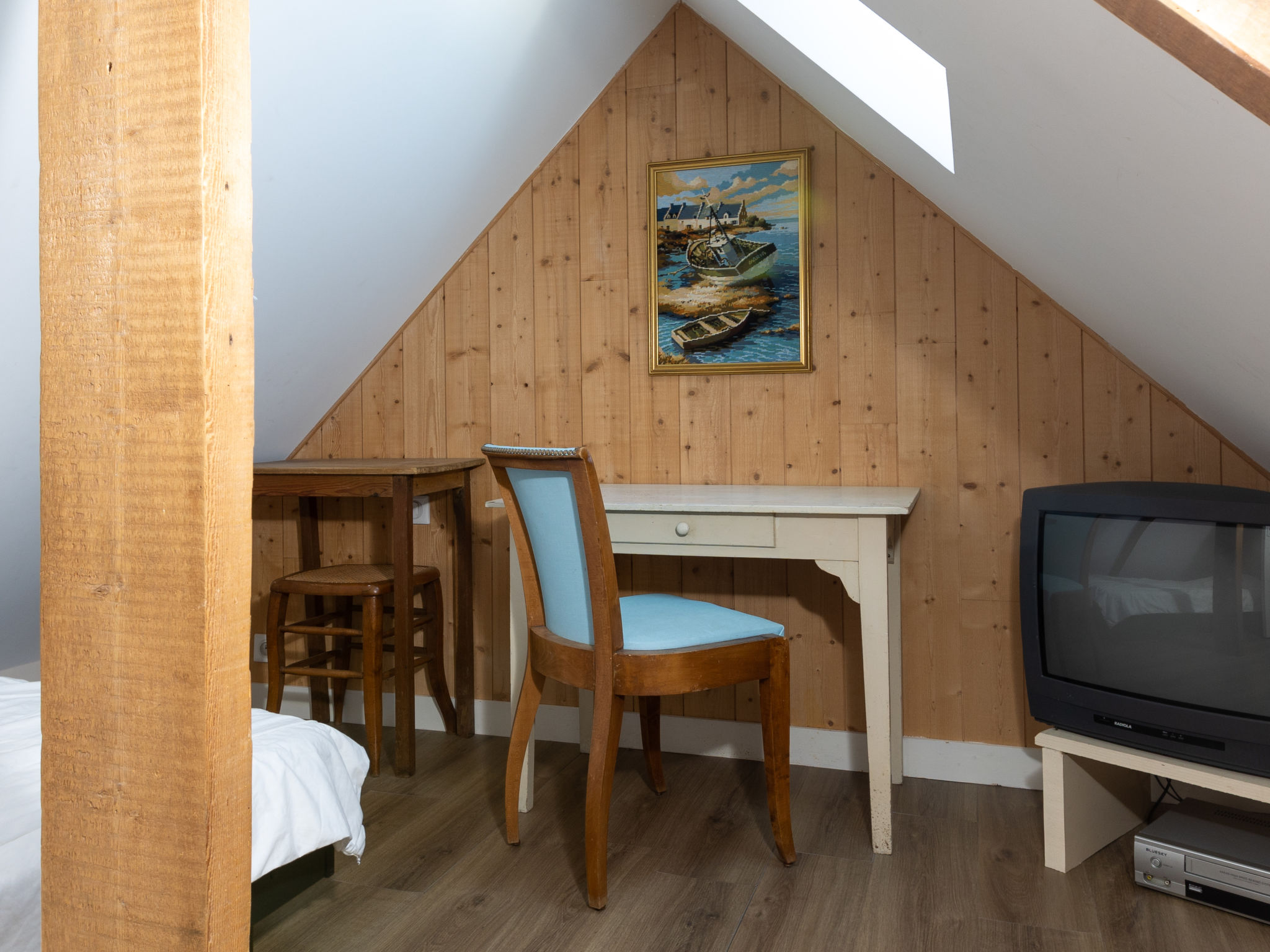 Photo of L'Eglantine