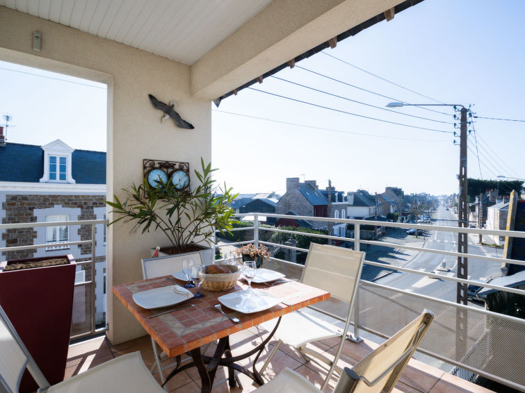 Op 300m van zee: Zonnig appartement in Saint Malo voor 4 personen in Saint Malo