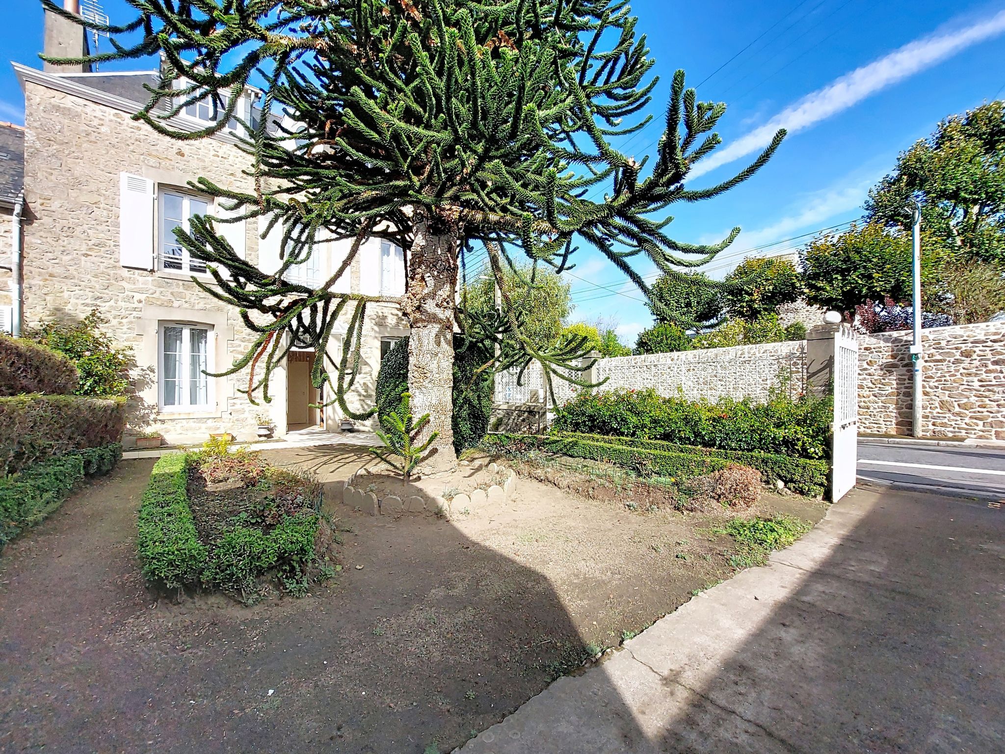 Saint Alexandre — House (4 of 25)