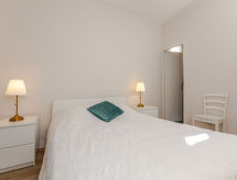 Gerenoveerd appartement in Dinard, 1.4 km van strand, 6 personen - thumbnail 5