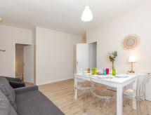 Gerenoveerd appartement in Dinard, 1.4 km van strand, 6 personen - thumbnail 1