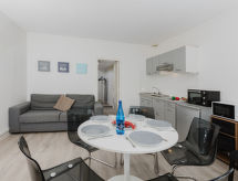Gerenoveerd appartement nabij zee en strand in Dinard, 5 personen - thumbnail 1