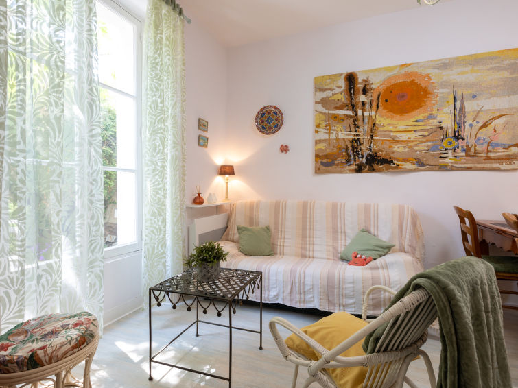 Search and Stay destination Dinard, Bretagne - France from AU$ 196. Wilson