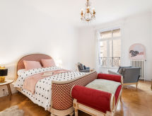 Le Caroline: Stijlvol appartement aan zee in hartje Dinard, 300m van strand - thumbnail 4