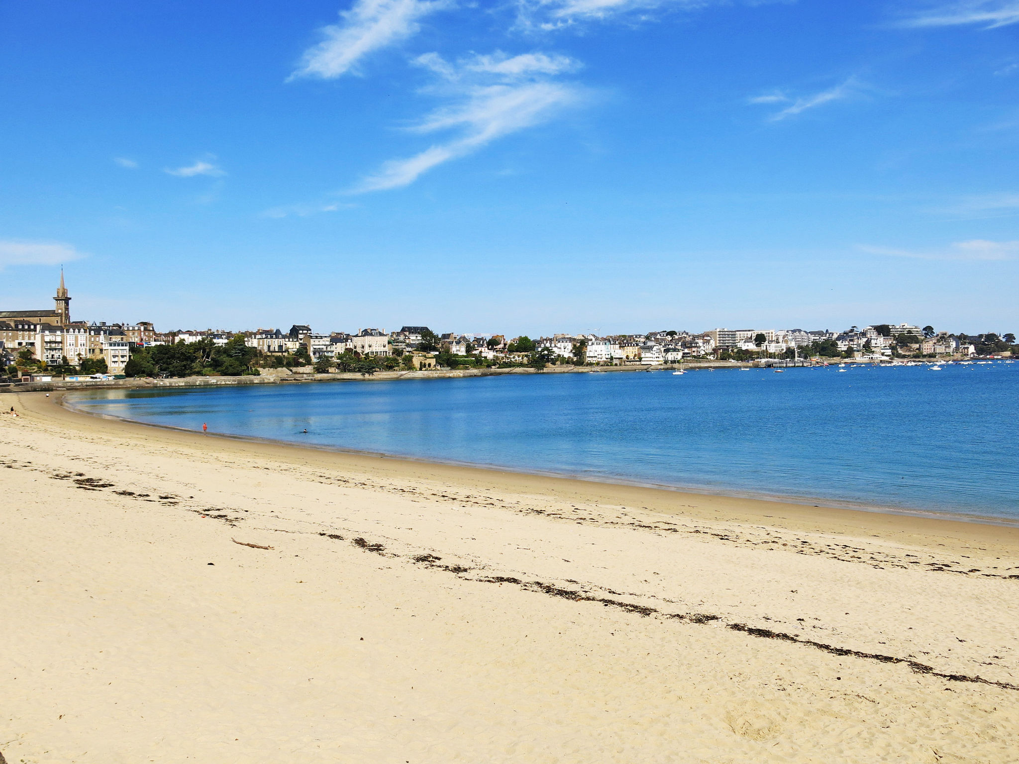 Le Caroline-Area