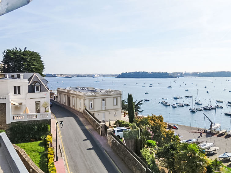 Search and Stay destination Dinard, Bretagne - France from AU$ 171. Le Beauvoir Rose