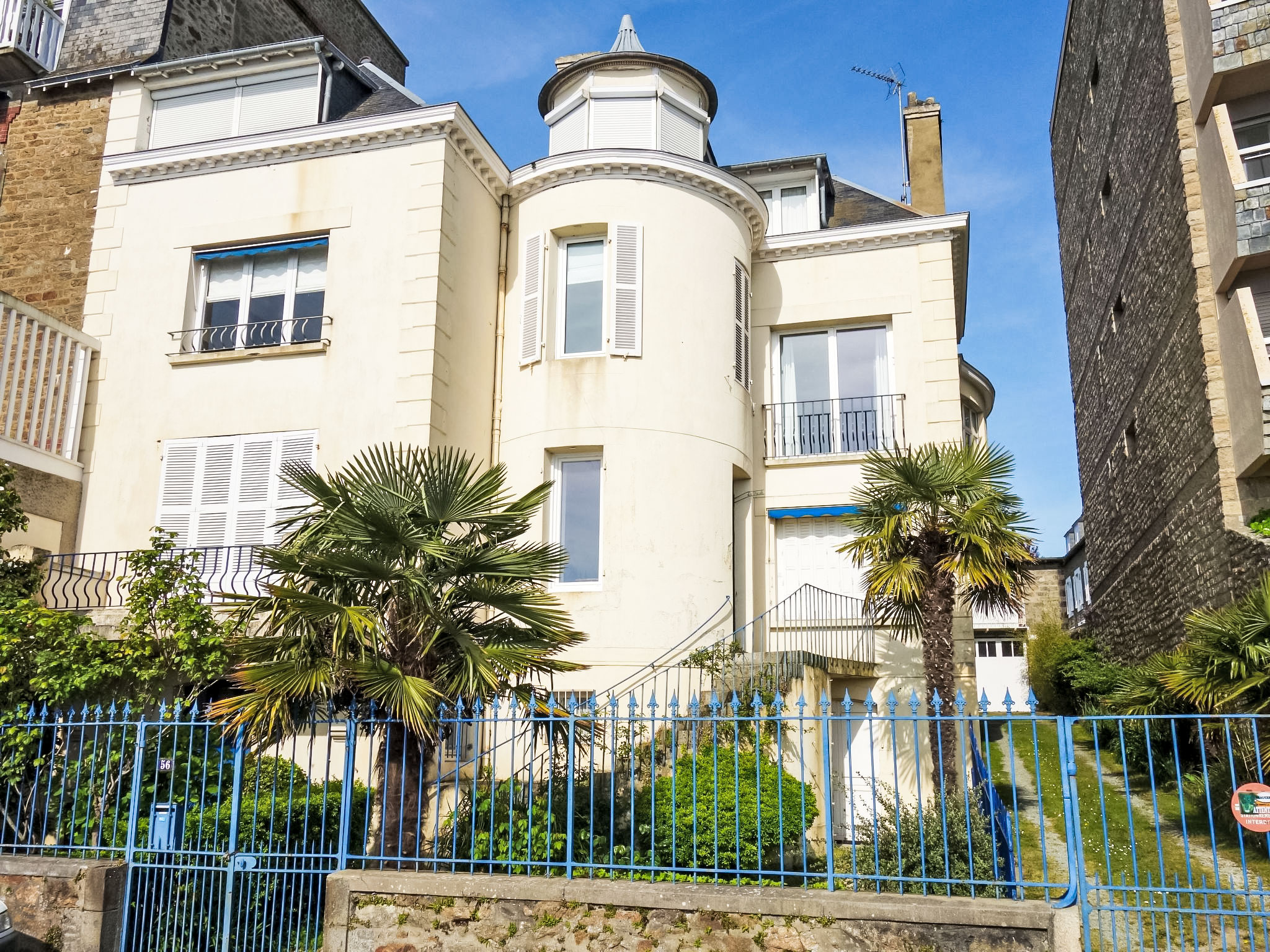 Photo of Le Beauvoir Rose