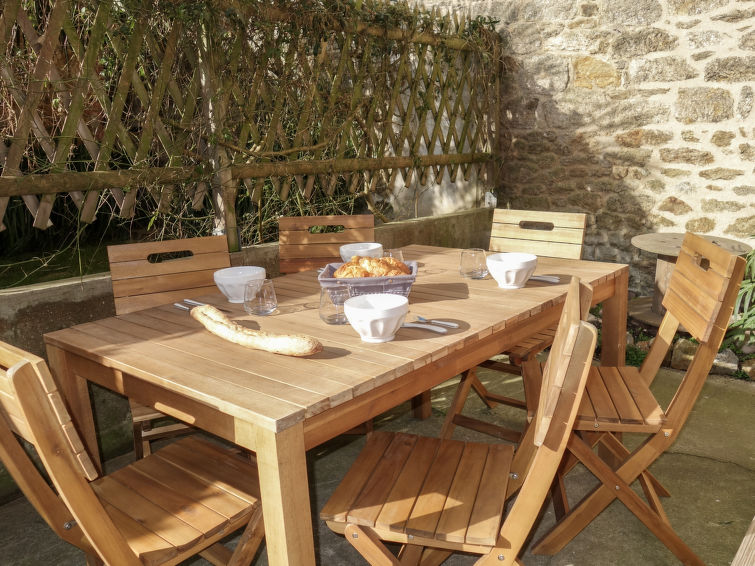 Search and Stay destination Dinard, Bretagne - France from AU$ 198. Ker Louis