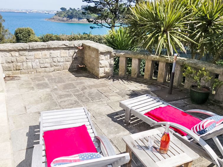 La Source Villa in Dinard