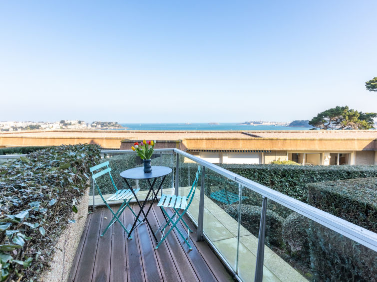 Search and Stay destination Dinard, Bretagne - France from AU$ 160. Le Parc de La Ronceray