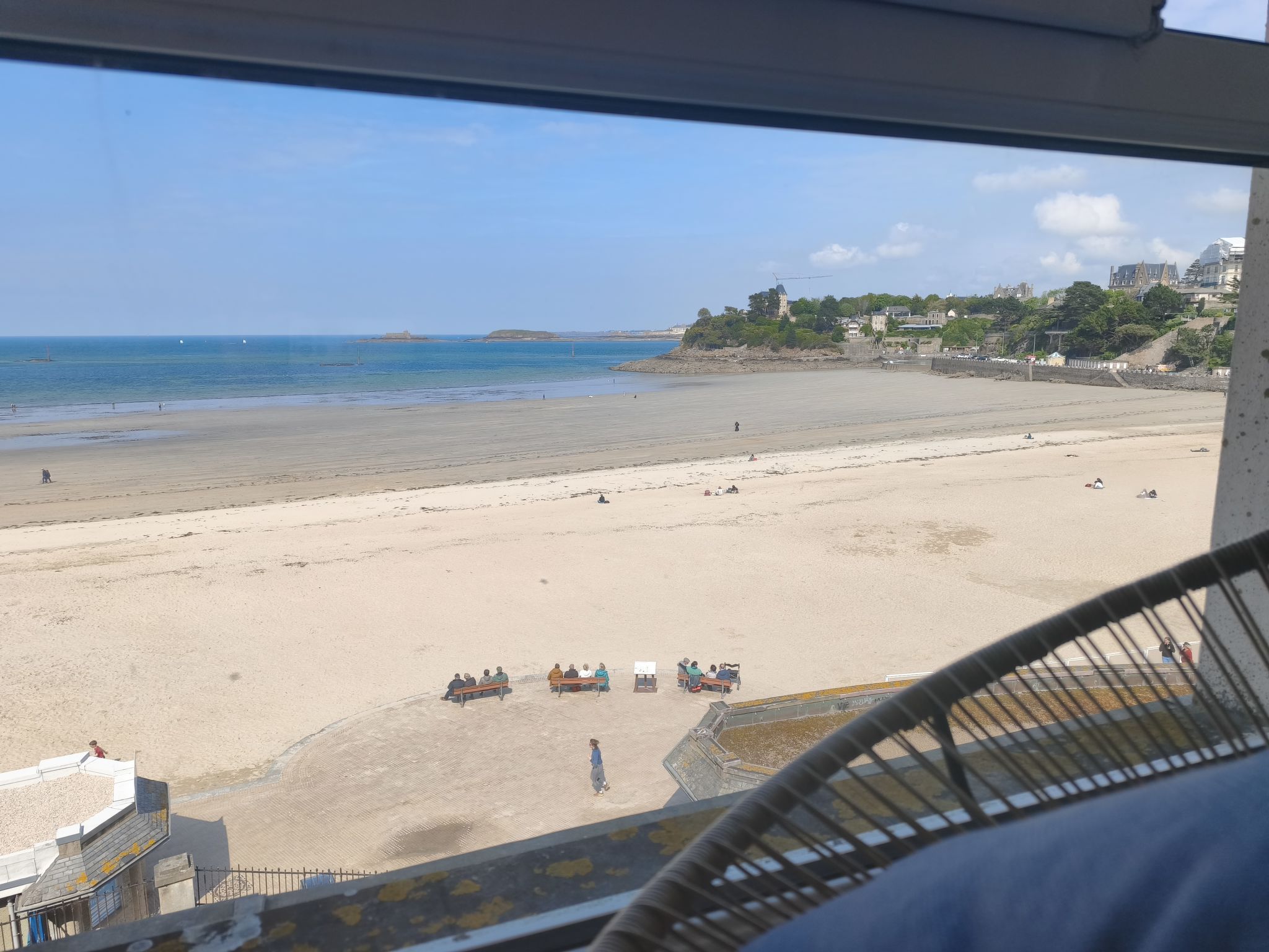 La Plage - Outside