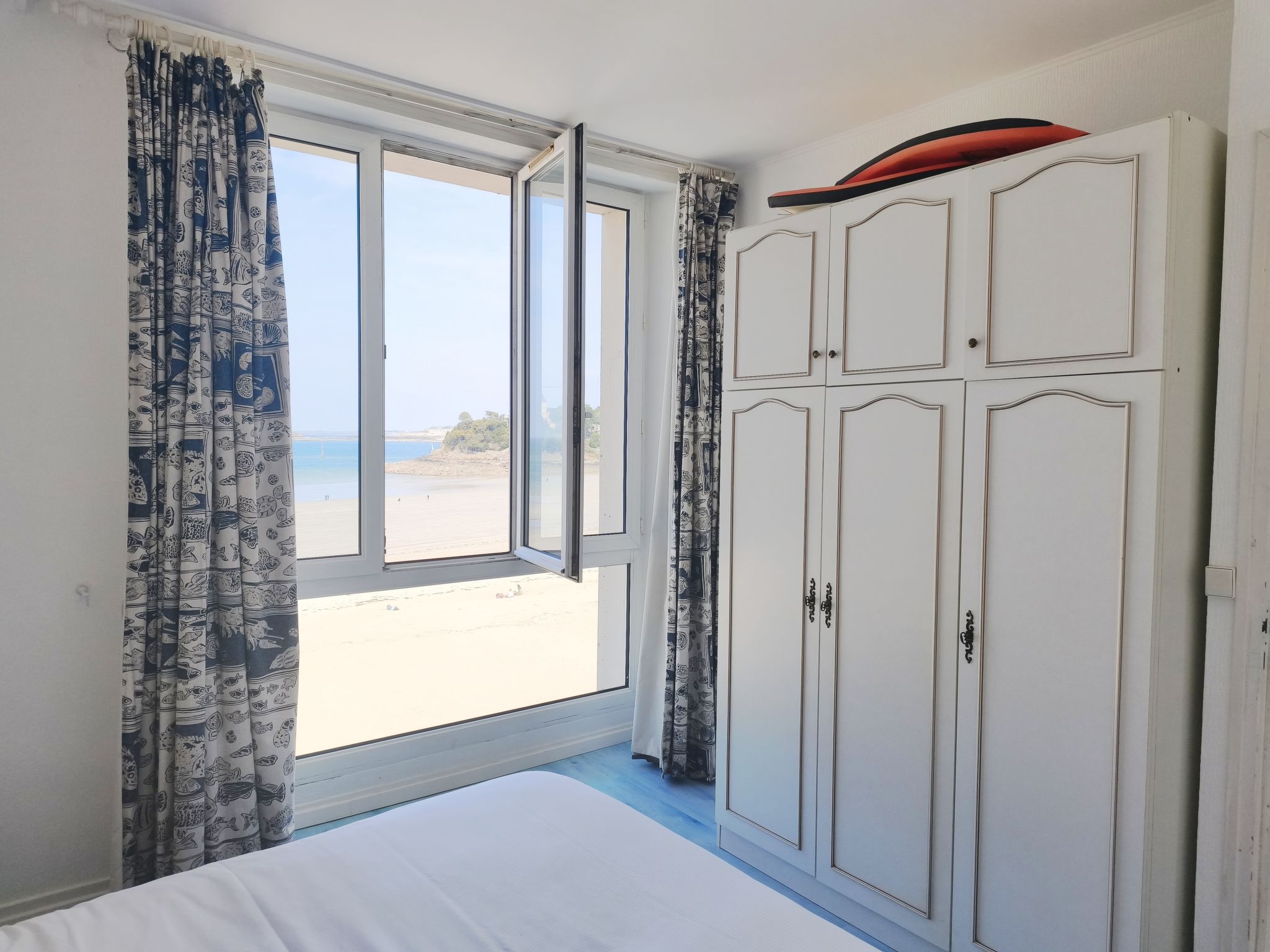 La Plage - Inside