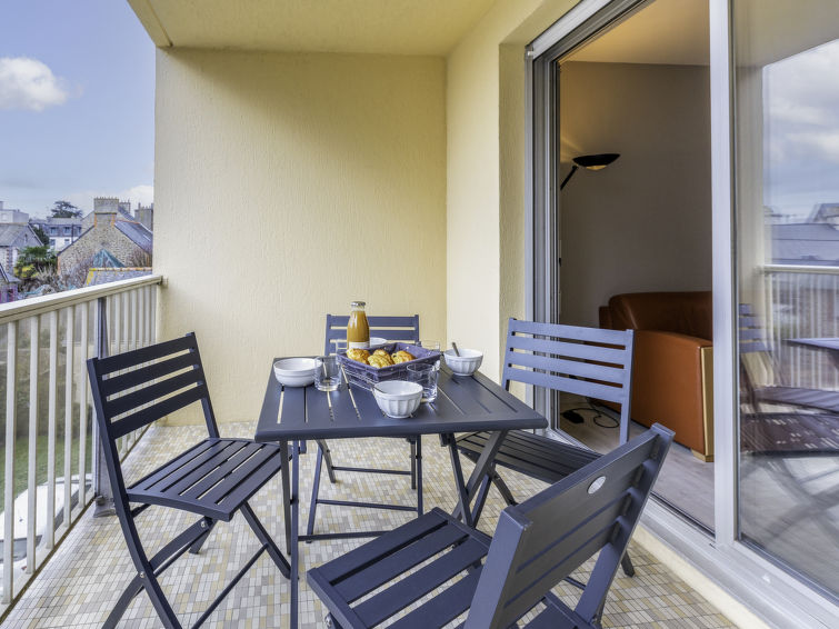 Search and Stay destination Dinard, Bretagne - France from AU$ 209. Le Galion