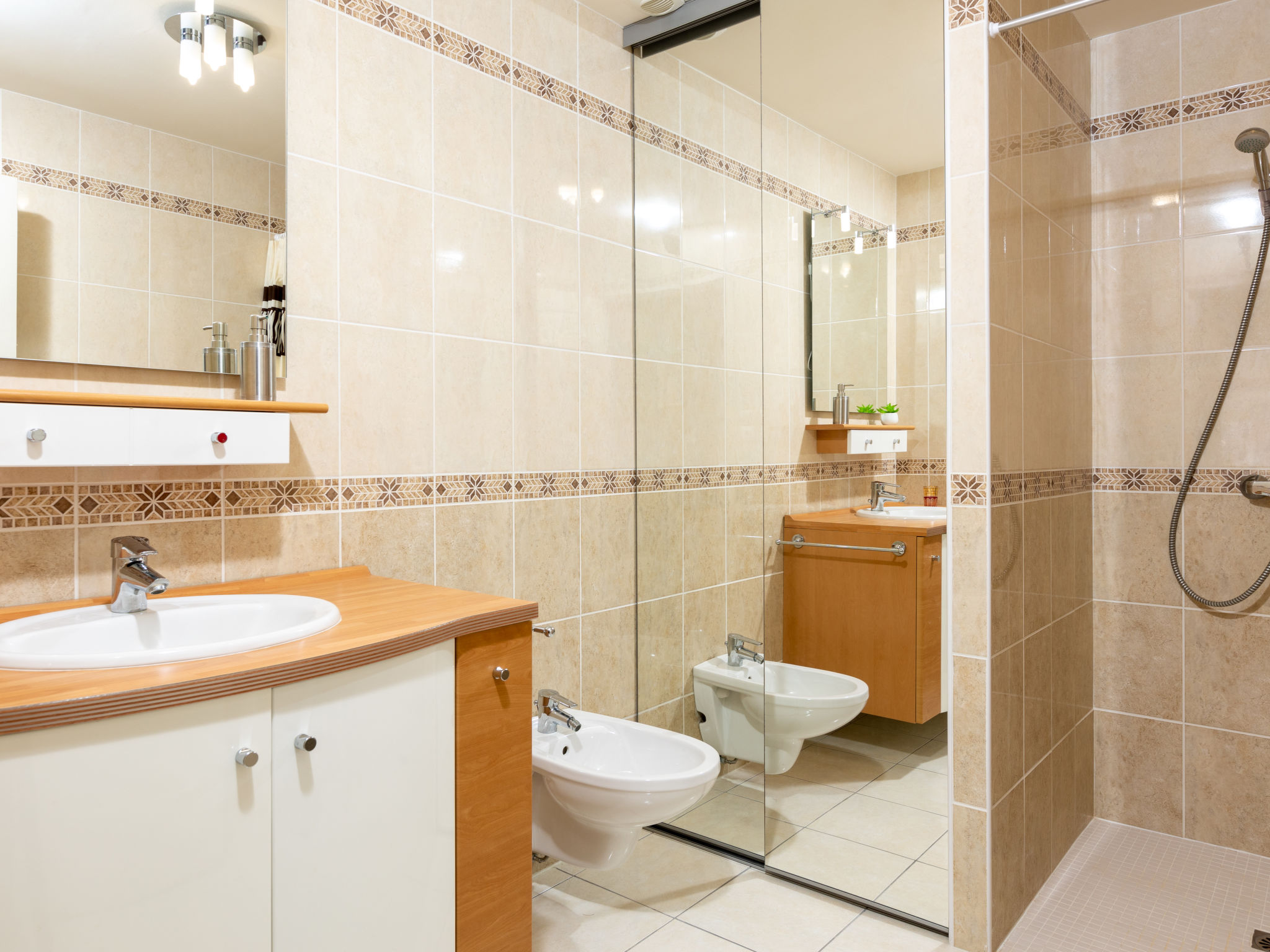 Photo of Les Agapanthes