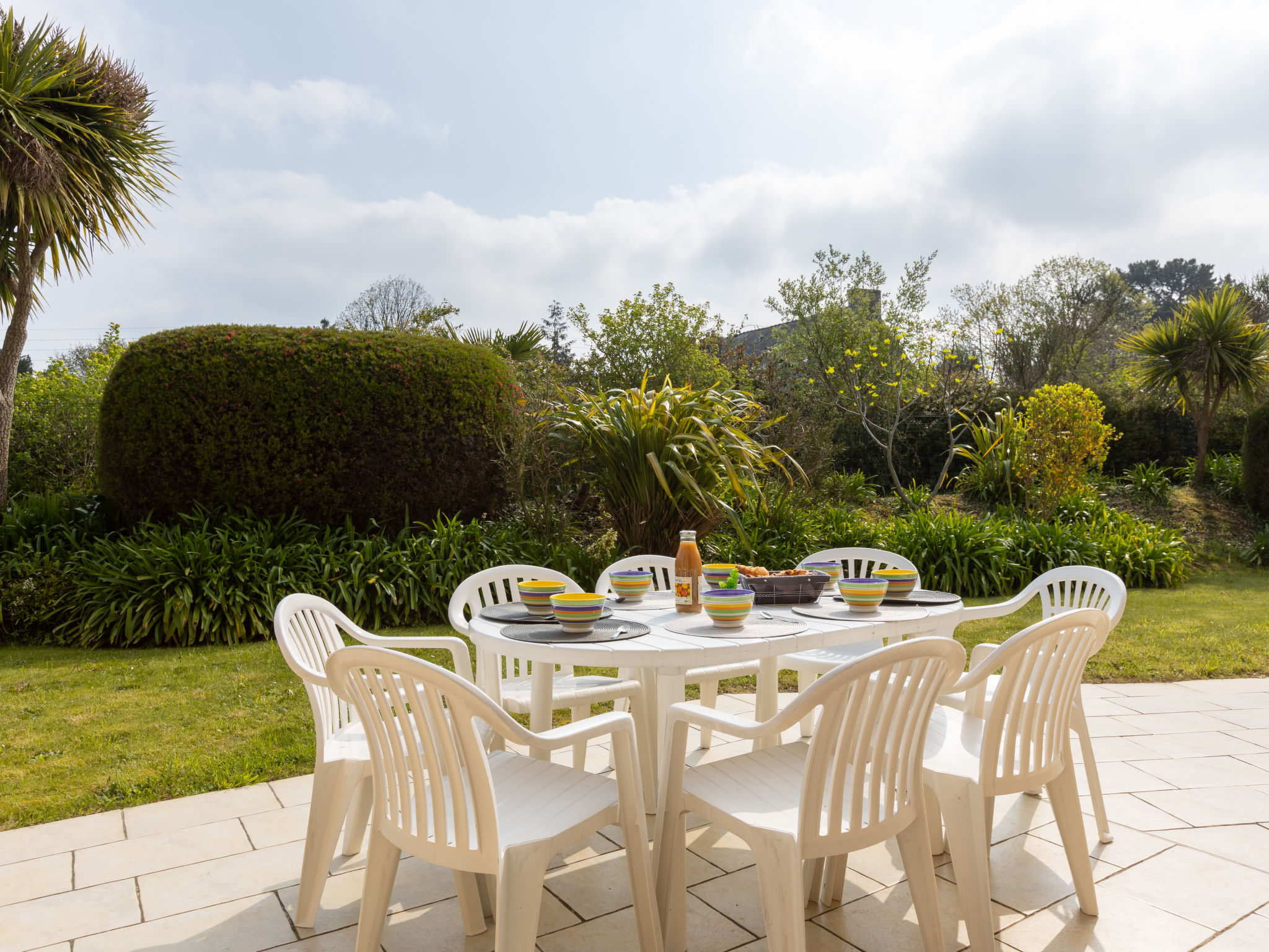 Photo of Les Agapanthes