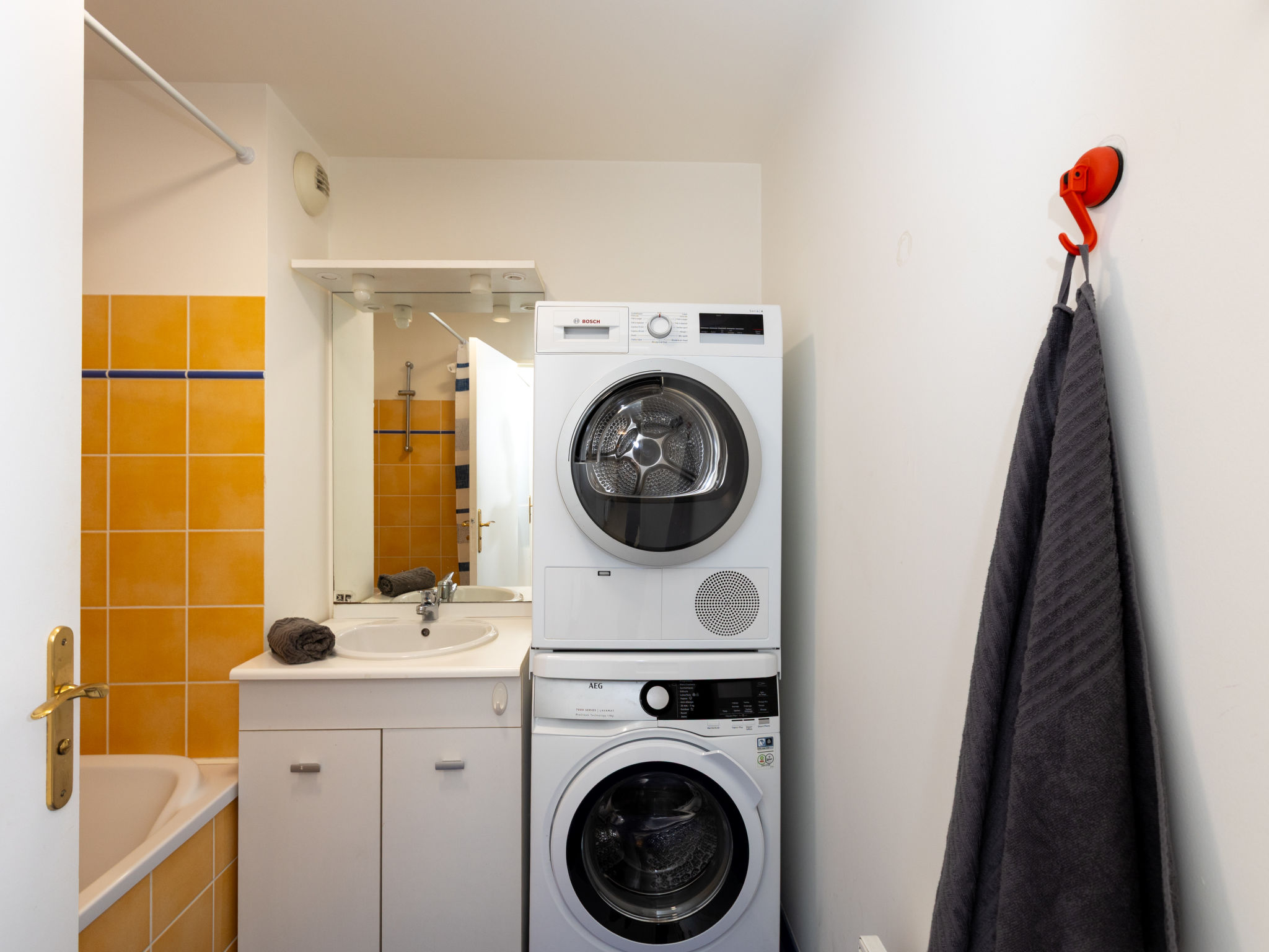 Photo of Les Orchidées