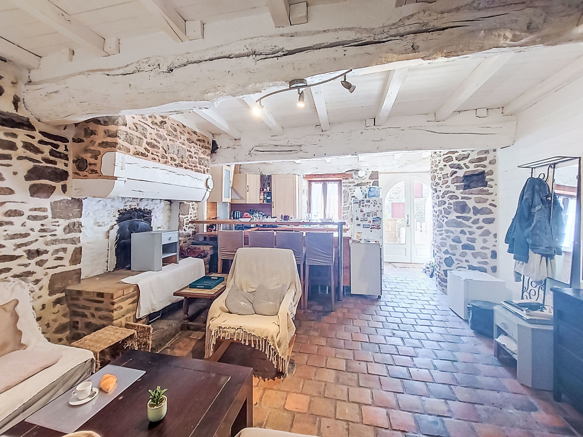 Le bourg tressé — Kitchen / Dining Room (5 of 18)