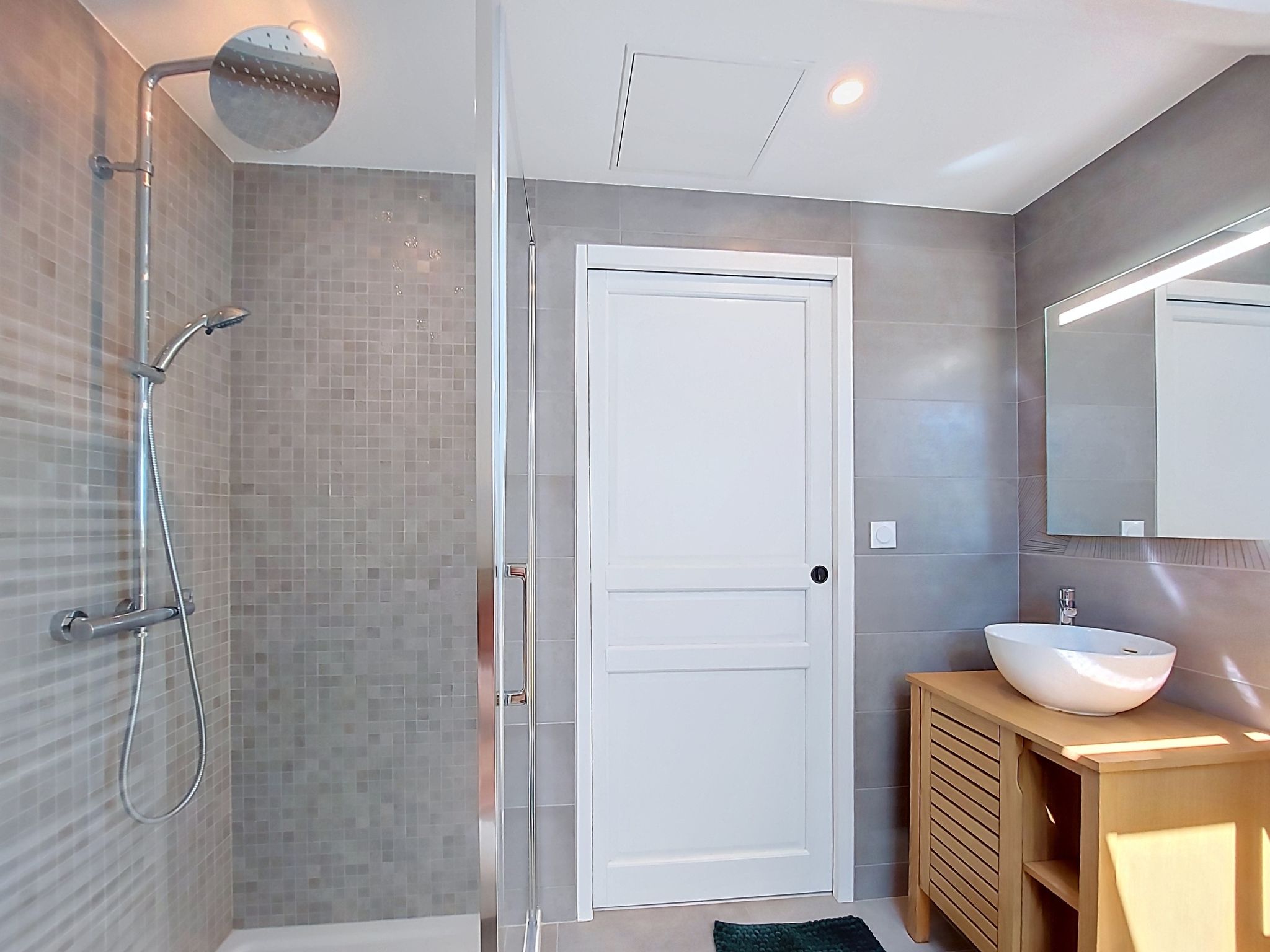 Maison Le petit Papeu – Salle de bains, photo 25 sur 44
