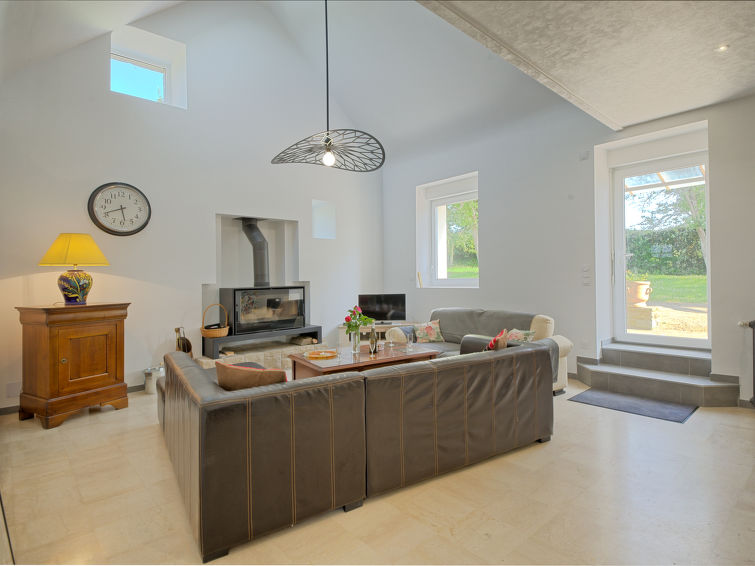 Search and Stay destination Hillion, Brittany - France from AU$ 258. Ker Yannick