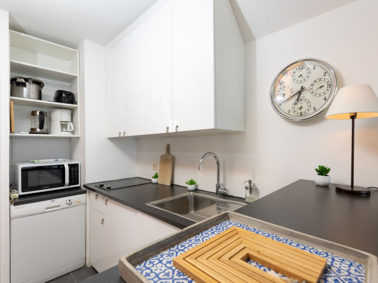 Search and Stay destination Lancieux, Bretagne - France from AU$ 158. Saint Sieu