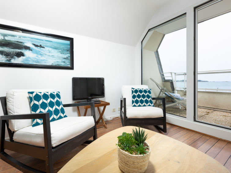 Search and Stay destination Lancieux, Bretagne - France from AU$ 158. Saint Sieu
