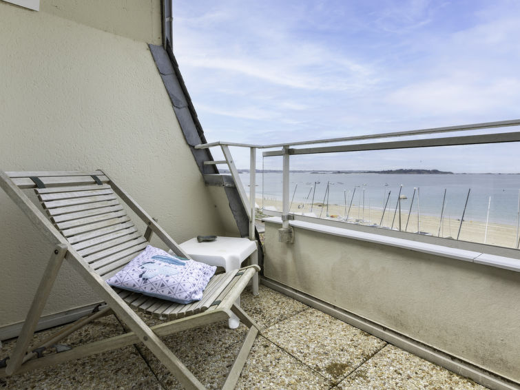 Search and Stay destination Lancieux, Bretagne - France from AU$ 158. Saint Sieu