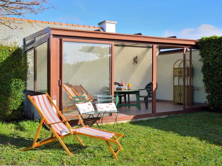 Search and Stay destination Pleumeur-Bodou, Bretagne - France from AU$ 164. Ker Vignan