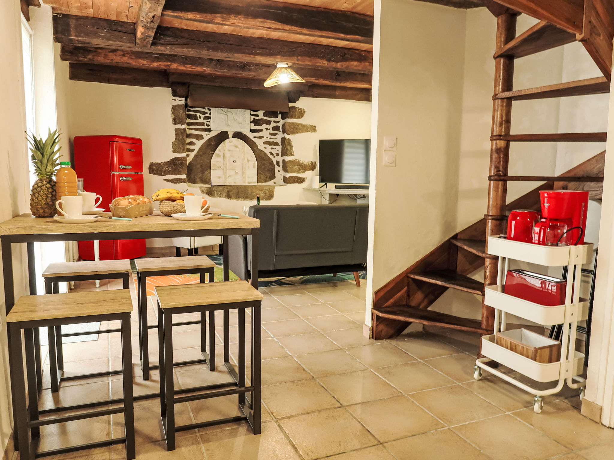 Kitchen / Dining Room