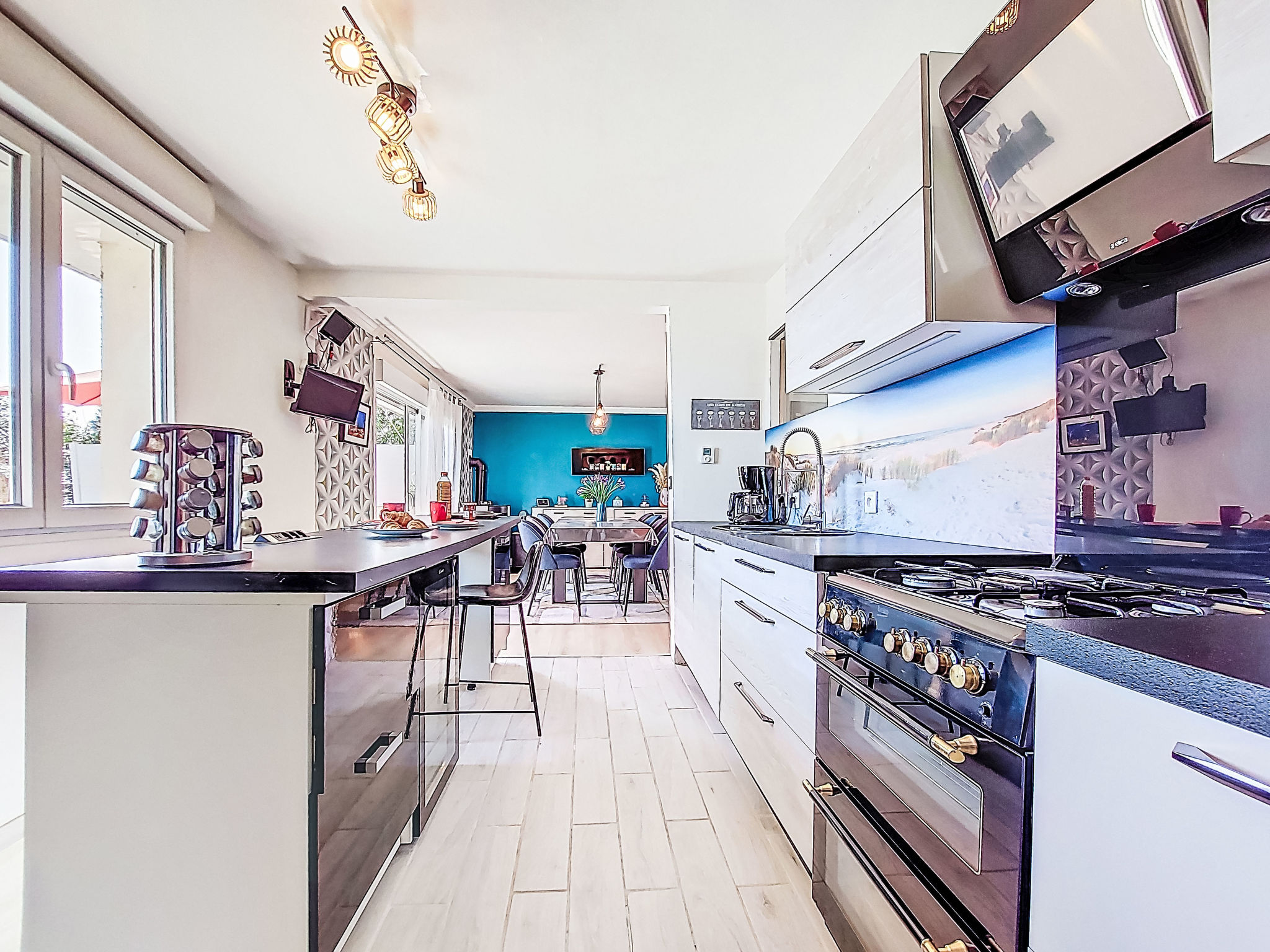Kitchen / Dining Room