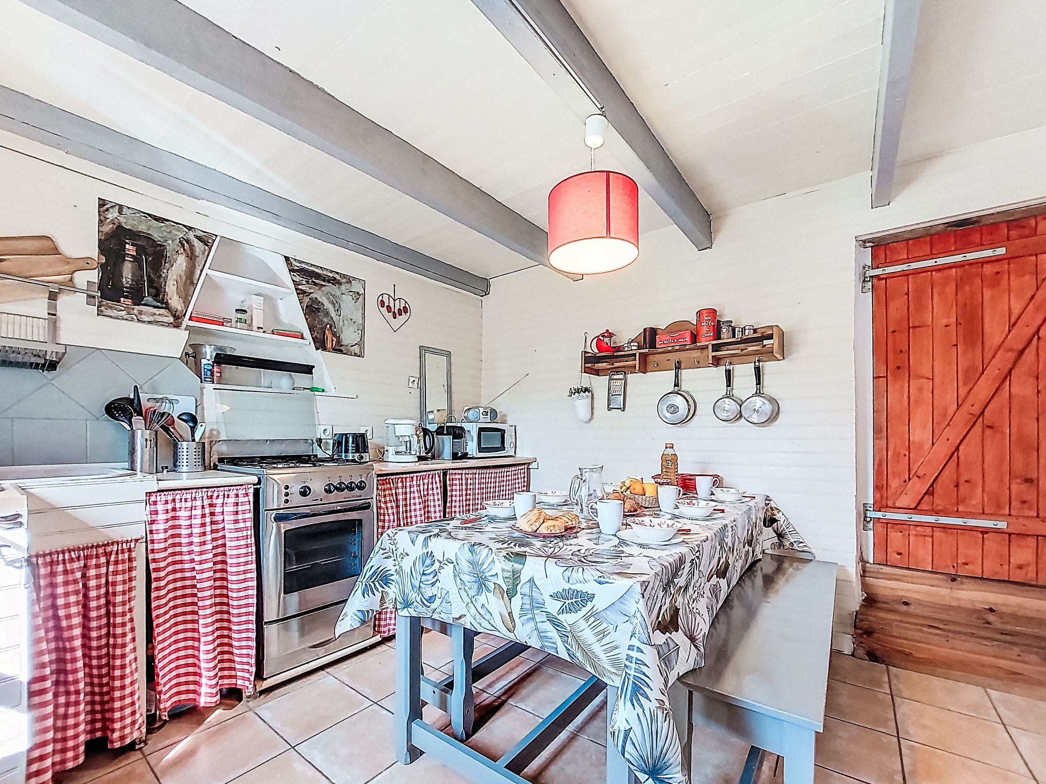 Kitchen / Dining Room
