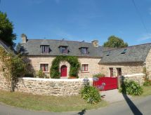 Historisch vakantiehuis met tuin nabij de Bretonse kust in Lézardrieux - thumbnail 1