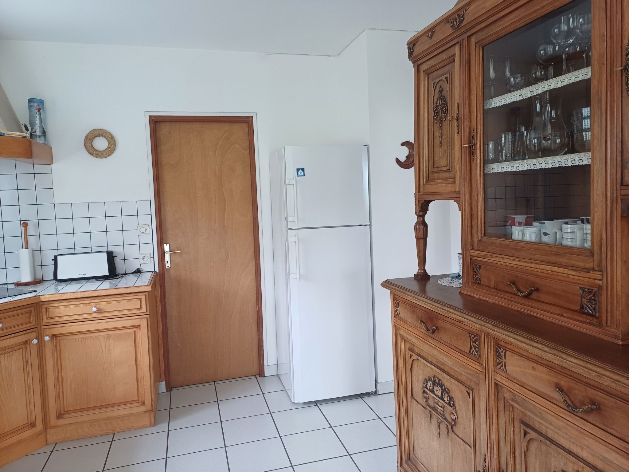 Komforthaus mit Traumgarten und Meerblick-Binnen