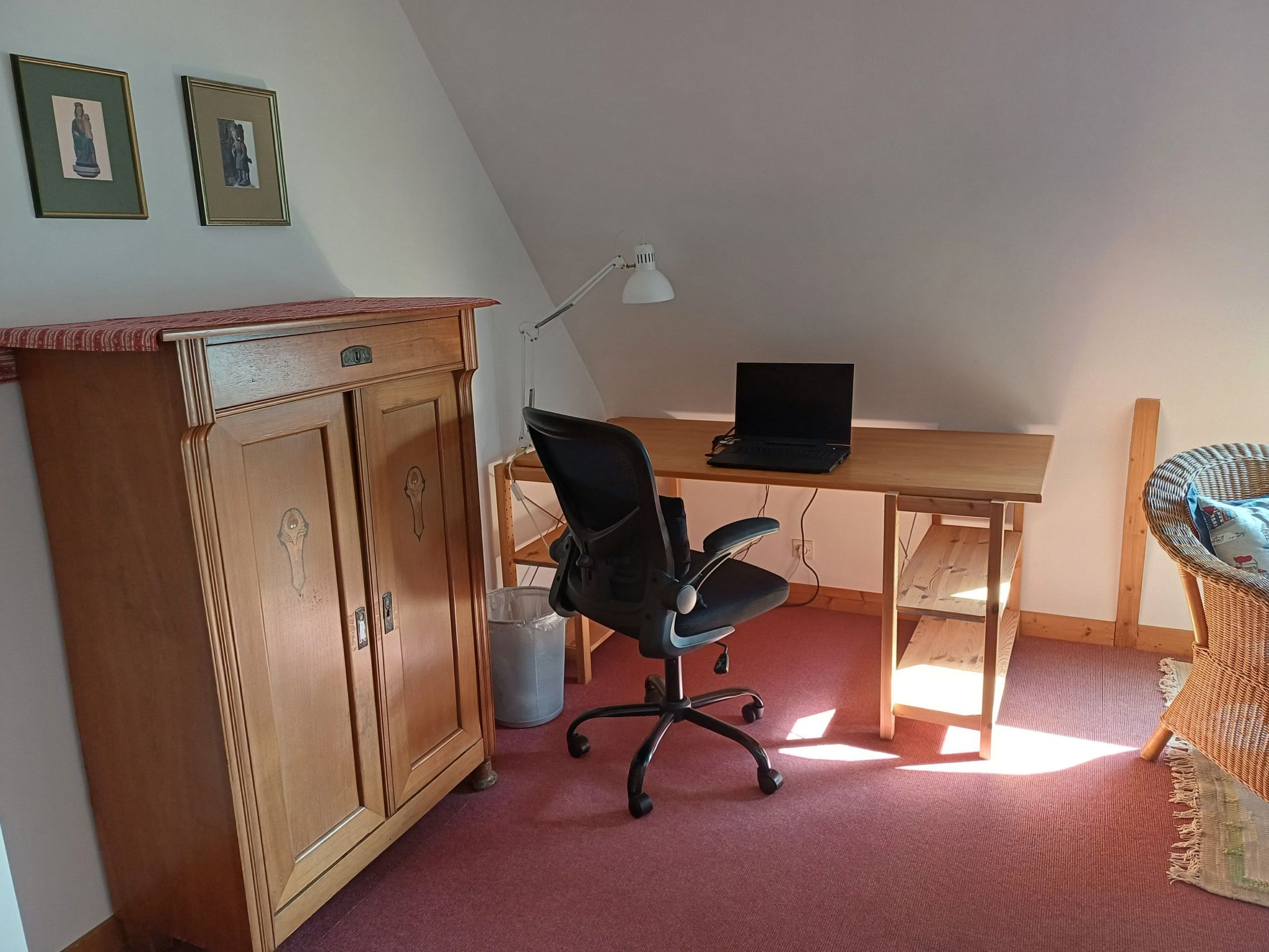 Komforthaus mit Traumgarten und Meerblick-Binnen